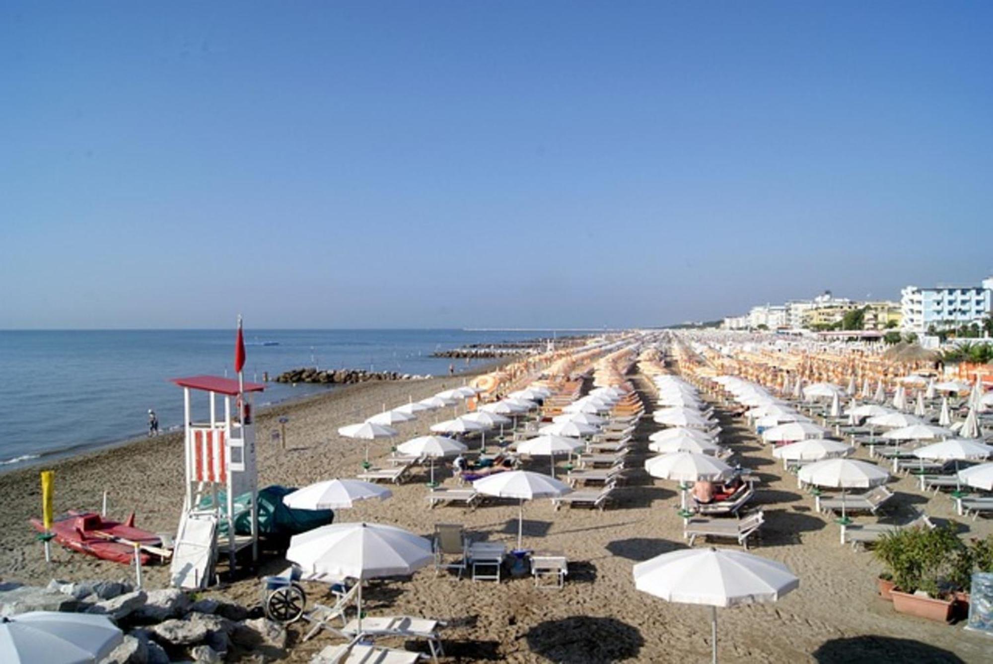 Appartamento Comfortable Flat Close To The Beach - Beahost Caorle Esterno foto